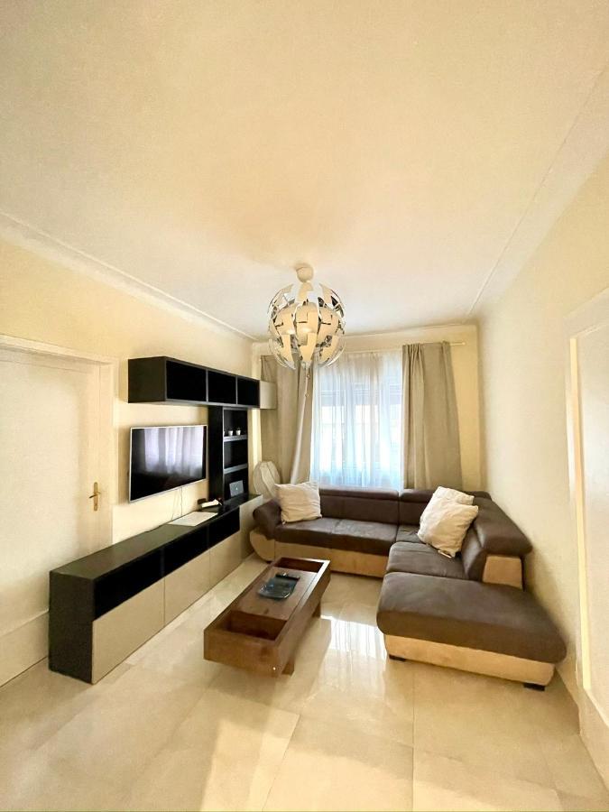 Appartamento Via Trento - 6 Persone トリエステ エクステリア 写真